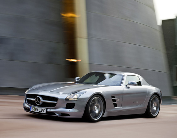メルセデス、「SLS AMG」の予約受付開始 【ニュース】 - webCG