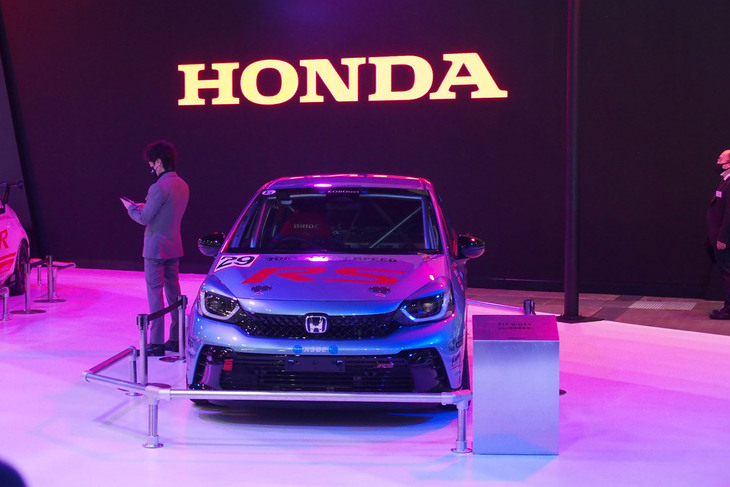 ホンダ・フィットe:HEV（Joy耐参戦車両）