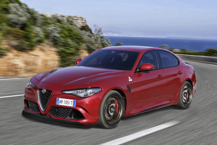 新型「アルファ・ロメオ・ジュリア」