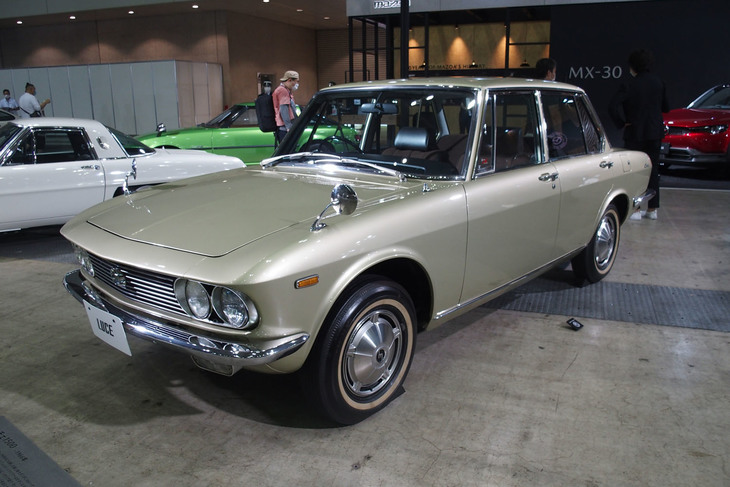 マツダ・ルーチェ1500（1966年）