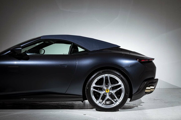 フェラーリ・ローマ スパイダー（ソフトトップ）