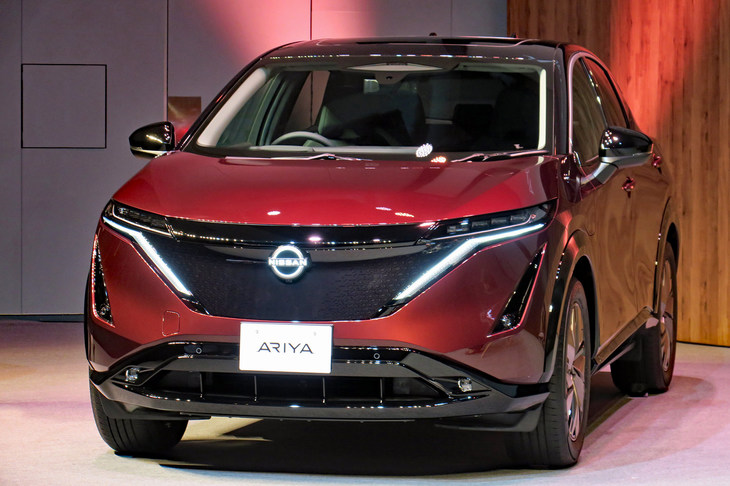 日産アリア リミテッド（エクステリア）