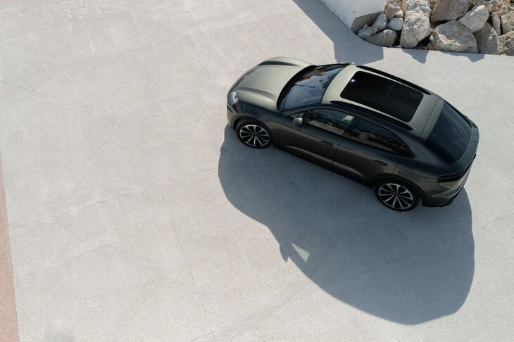 ポルシェ・マカン4