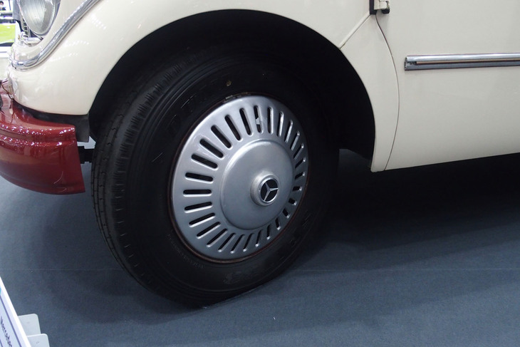 メルセデス・ベンツ319バス（1963年）／シルバースター