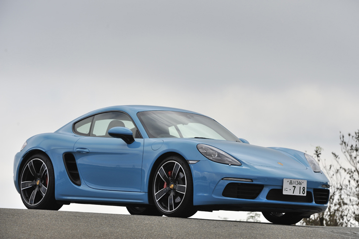 安全機能についても、充実が図られている。万が一の際、エアバッグが展開する一次衝突時に自動ブレーキを作動させ、重大な二次衝突を避ける「マルチコリジョンブレーキ」を標準装備する。