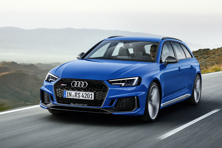 新型「アウディRS 4アバント」