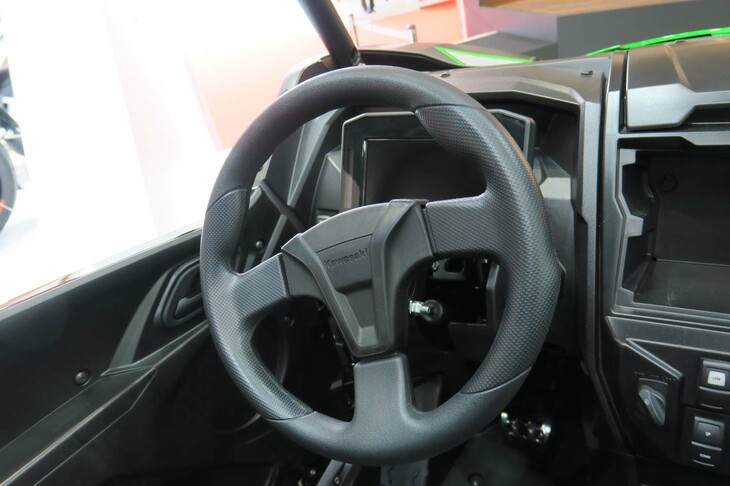 カワサキ・テリックスKRX4 1000