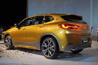 BMWの新型SUV「X2」が日本デビューの画像