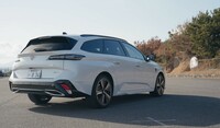 動画で見る「プジョー308SW GTハイブリッド」の画像
