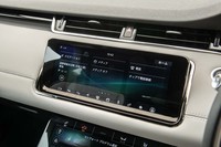 10インチの画面サイズとなるInControlインフォテインメントシステム「Touch Pro」を標準装備。