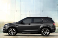 「ディスカバリー・スポーツ」の2025年モデルにはディーゼルモデルの「D200」とガソリンモデルの「P250」に、エントリーグレード「S」がラインナップされた。