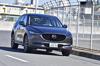 2.2リッター直4ディーゼルターボを搭載する「XD」の力強さは相変わらずだ。