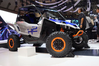 こちらは水素エンジンを搭載する四輪バギー「YXZ1000R」。今回のショーでは、レクサスブランドの兄弟車がレクサスブースに展示されている。