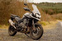 「トライアンフ・タイガー1200」に砂漠をモチーフにしたデザインが特徴の新モデル登場