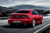 ファストバックスタイルの新型「プジョー508」が日本上陸の画像