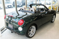 1000台限定で先行受注が開始された「20周年記念特別仕様車」だが、わずか5日で完売となった。注文しそびれた皆さま、ご愁傷さまです……。