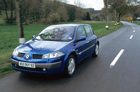 ルノー・メガーヌII【海外試乗記】