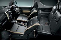 「ジムニー ランドベンチャー」のシート。