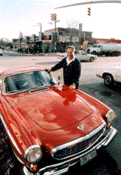 世界一の長距離走行車はボルボP1800の画像