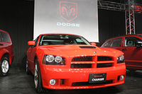 「ダッジ・チャージャーSRT8」