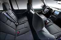 「フォード・エクスプローラー」にブラック内装の特別限定車の画像