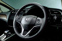 本革巻きステアリングホイール（スムースレザー）