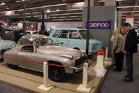 エンジニア、ゴネが1947年に考案したハイブリッド車。