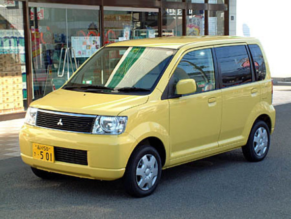 【スペック】全長×全幅×全高＝3395×1475×1550mm/ホイールベース＝2340mm/車重＝790kg/駆動方式＝FF/0.66リッター直3SOHC12バルブ（50ps/6500rpm、6.3kgm/4000rpm）/車両本体価格＝91.0万円（テスト車＝99.8万円）