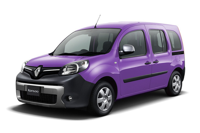 ボディーカラーに「タンタシオン ヴィオレ」が選択された「カングー・アクティフ ペイザージュ」。