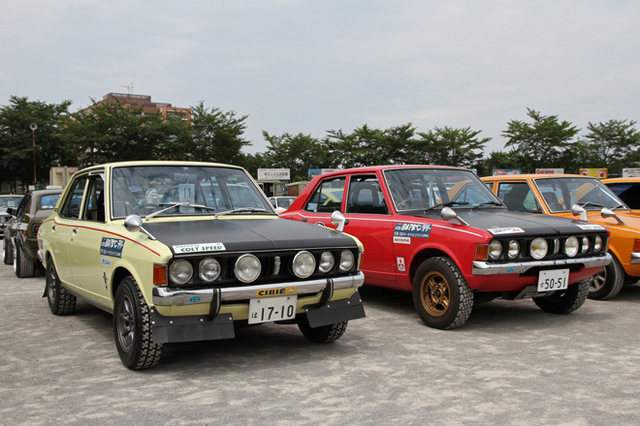 貴重な旧車やスタントショーも！ 「オートジャンボリー2013」の会場