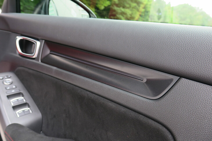 ホンダ・シビック タイプR（フロントドアトリム）