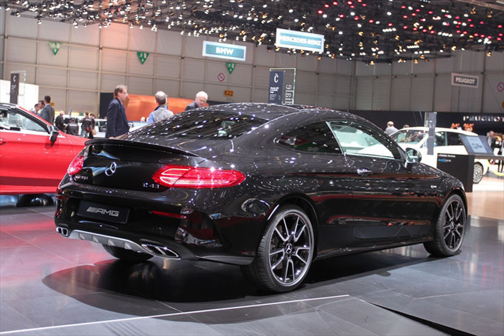 メルセデスAMG C43 4MATICクーペ