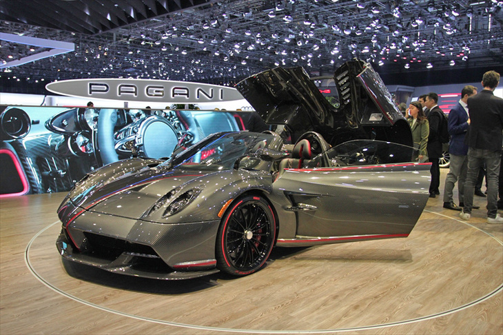 パガーニ・ウアイラSロードスター（エクステリア）