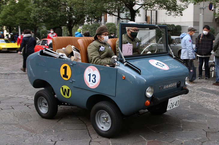 見る者を和ませる1967年「フェルヴェス・レンジャー」。遊園地の遊具のようだが、「フィアット・ヌオーバ500」のコンポーネンツを流用したミニオフローダーである。