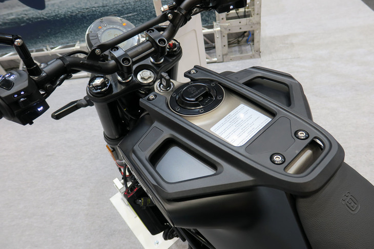 ハスクバーナ・スヴァルトピレン401