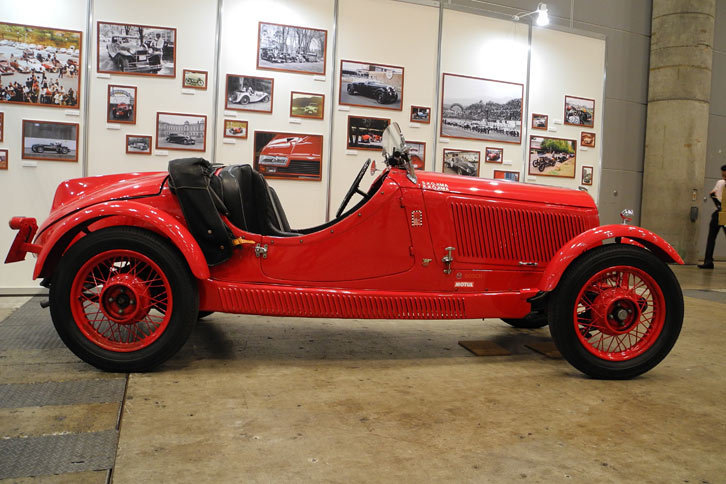 日本クラシックカークラブのブース