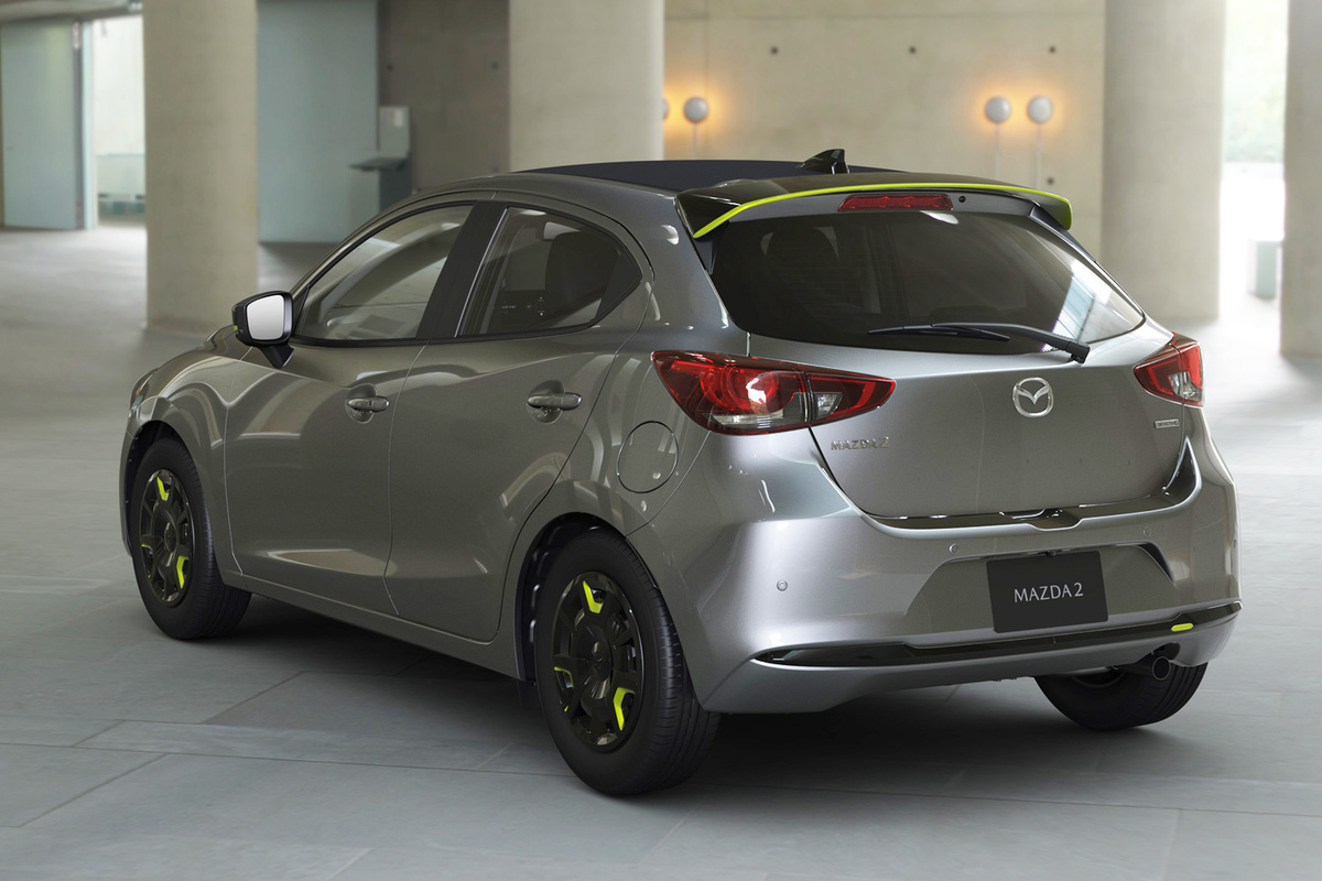 マツダが「マツダ2」と「CX-3」を一部改良 コネクテッドサービスに対応 