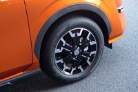 「日産ノートAUTECHクロスオーバー」発売　SUVライクな「日産ノート」の派生モデルの画像