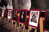 モノクロ写真へ回帰――「2005年ピレリカレンダー」発表