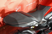 ドゥカティが「XディアベルV4」を日本に導入　高い動力性能が自慢のスポーツクルーザーの画像