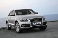 「Q5ハイブリッド クワトロ」