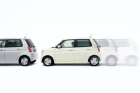 シティーブレーキアクティブシステムとは、低速域衝突軽減ブレーキ機能と誤発進抑制機能からなる、ホンダの安全運転支援システムだ。
    