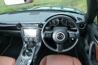 ユーノス・ロードスター Vスペシャル／マツダ・ロードスター RS RHT【試乗記】の画像