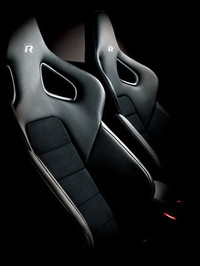 「VWシロッコ」にレカロシートを装着した限定車の画像