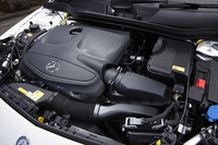 2リッター直4直噴ターボエンジンについては、35.7kgmの最大トルクはそのままに、最高出力が従来モデルより7psアップの218psに高められている。