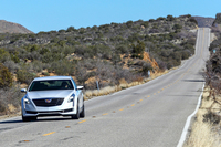 「CT6」のV6エンジン搭載モデルは、全て4WD車となる。FRの駆動方式は、2リッター直4ターボモデルに限られる。