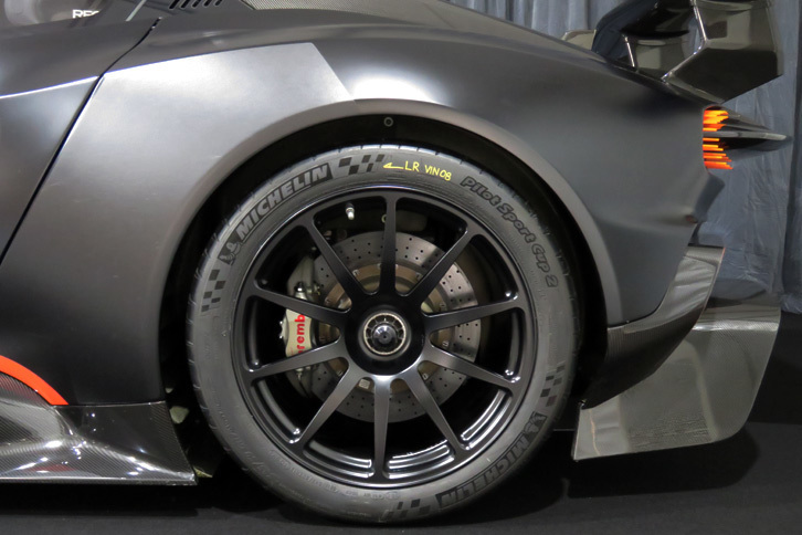 アストンマーティン ・ヴァルカン