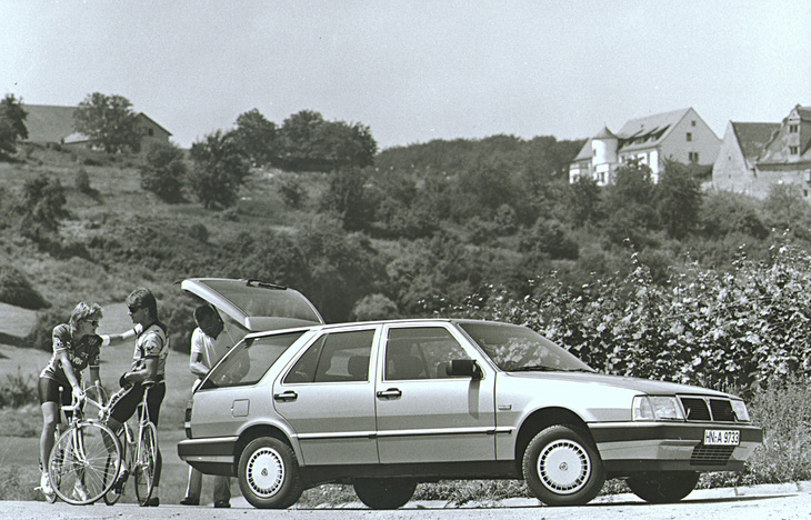 ランチア・テーマ ステーションワゴン2.4ターボディーゼル（前期型、1986-1988年）