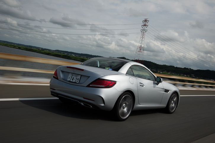 ボディーカラーは全9色。テスト車には有償色の「イリジウムシルバー」が用いられていた。