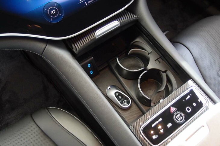 メルセデスAMG EQS53 4MATIC＋（センターコンソール）